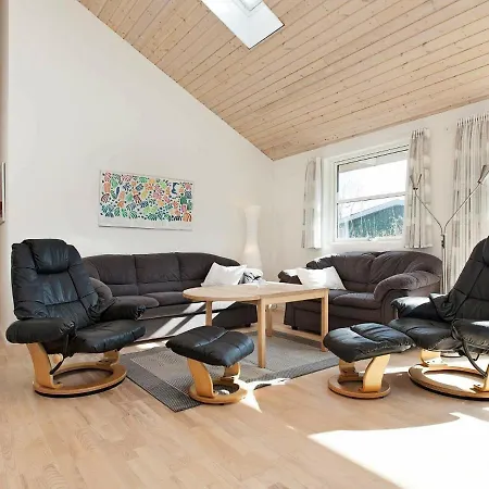 Holiday Aktievej Holiday home